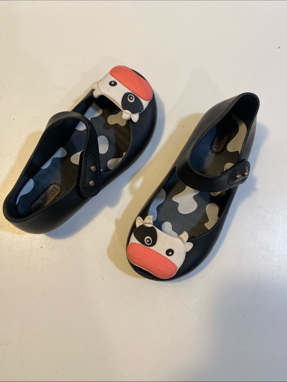 Mini Melissa Black Mary Jane Sandals with Cow Face and Coral Snout Sz 9